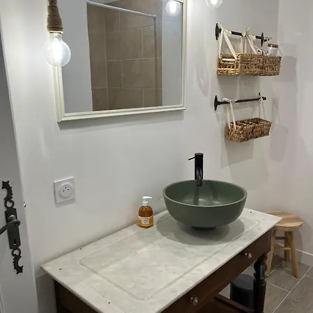 Apartment Avec Balcon *